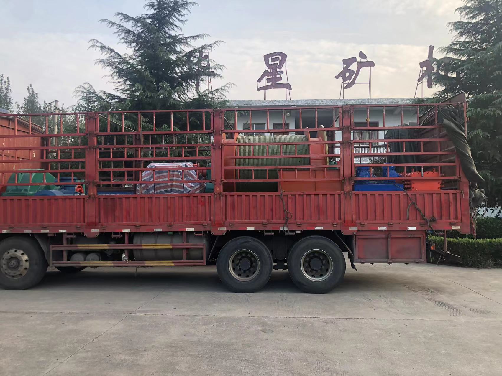 2022年10月7日JTPB1.6X1.5P防爆絞車(chē)發(fā)貨